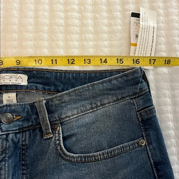 Women’s NWT Sophia Vergar straight, looser fit cuffed Jeans Size 12 - Picture 7 of 8